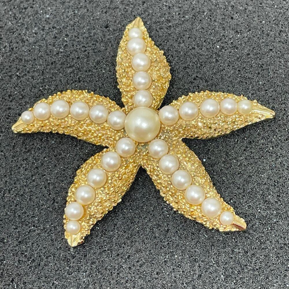 Napier Signed Vintage Faux Pearl and Textured Gold-Tone Starfish Brooch
